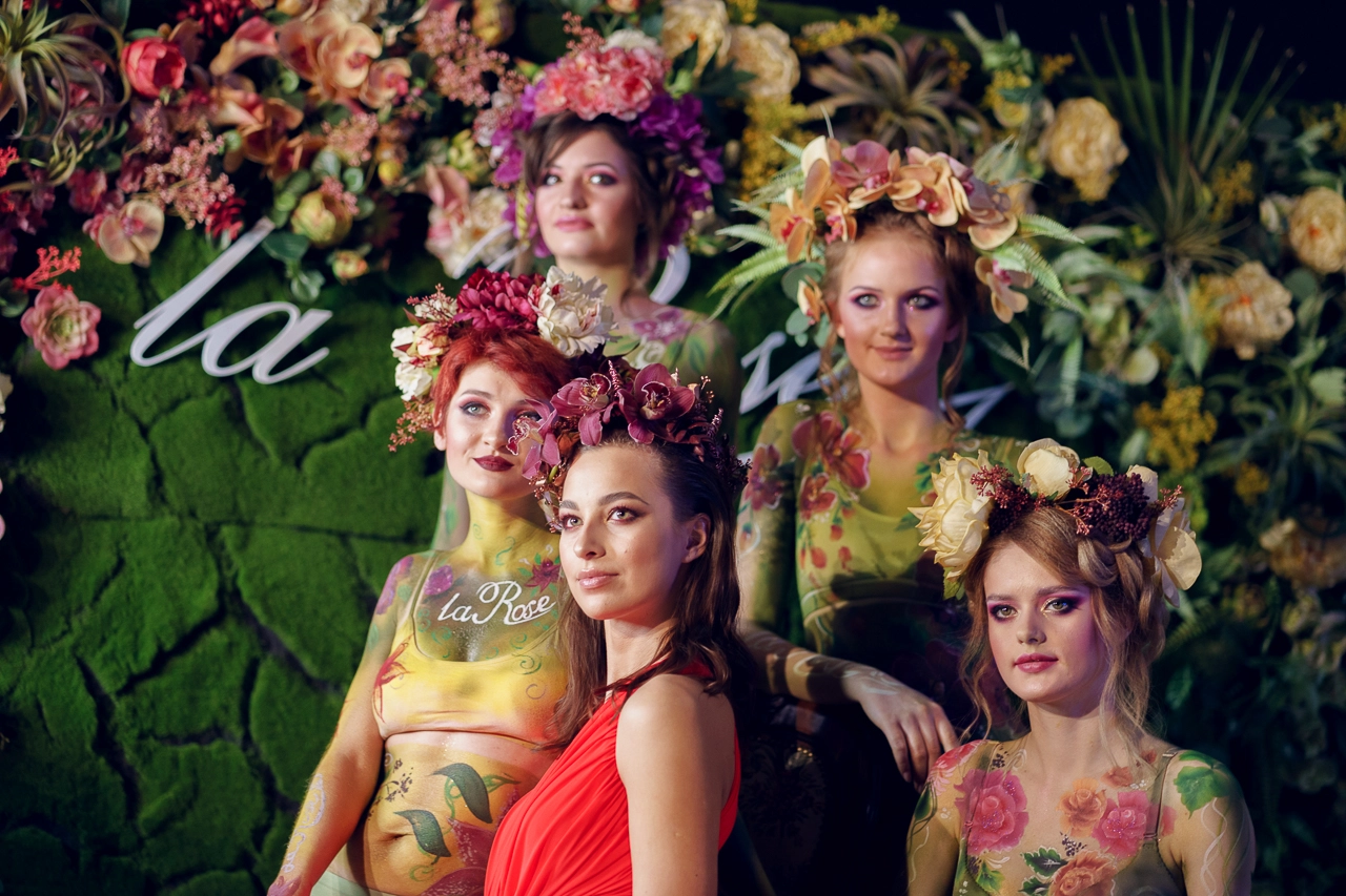 BEAUTY СОБЫТИЕ COLOURFLASH SHOW от косметического бренда PAESE 