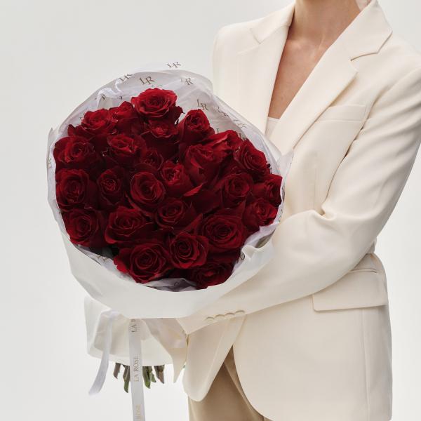 Букет Монобукет из красных роз Explorer купить в Кургане
