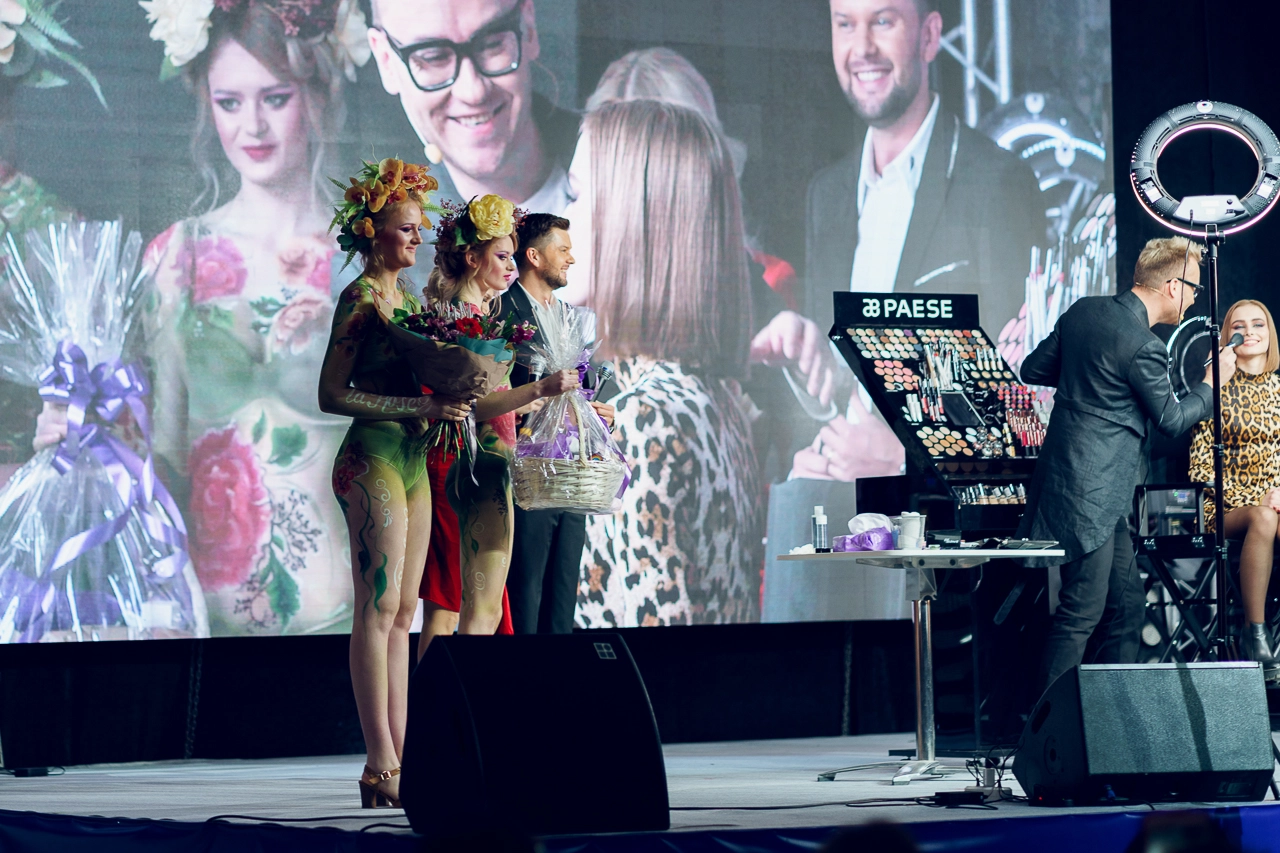 BEAUTY СОБЫТИЕ COLOURFLASH SHOW от косметического бренда PAESE 
