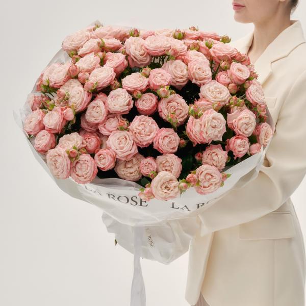 Букет Монобукет из кустовой розы Madam Bombastic купить в Кургане