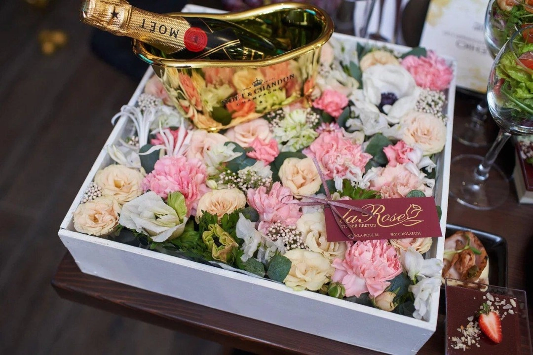 La Rose партнер мероприятия Private Moet Party Day: приватная встреча для участников бизнес-клуба «Человек Дела».