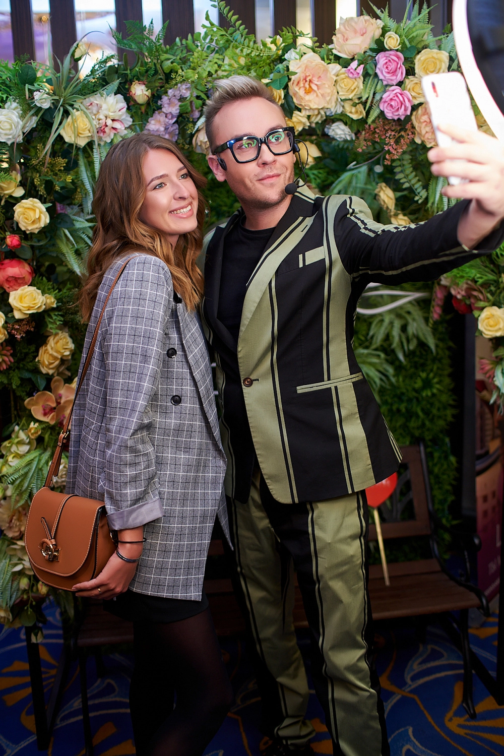 Мастер-класс культового визажиста Дениса Карташова