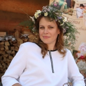 Иван Купала с Shopping guide «Я Покупаю. Новосибирск» на площадке ресторана «На Даче»