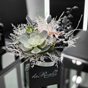 Оформление студии макияжа Натальи Шик